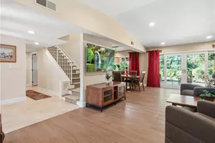 27323 Eaglehelm Dr, Canyon Country, CA 91387 - Photo 10