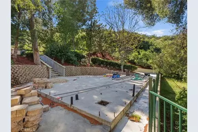 27323 Eaglehelm Drive, Canyon Country, CA 91387 - Photo 38