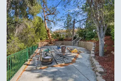 27323 Eaglehelm Drive, Canyon Country, CA 91387 - Photo 38