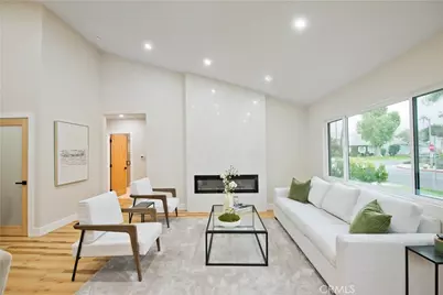 17905 Bullock Street, Encino, CA 91316 - Photo 2