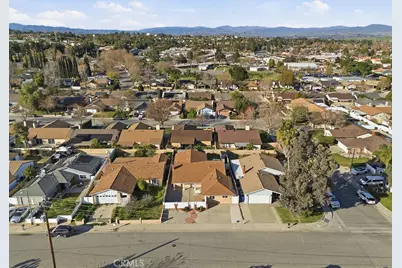 24305 Wabuska, Newhall, CA 91321 - Photo 36