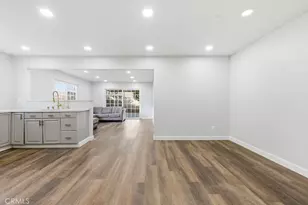 24305 Wabuska, Newhall, CA 91321 - Photo 8