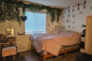 18307 Burbank Blvd, Tarzana, CA 91356 - Photo 12