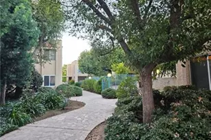 18307 Burbank Blvd, Tarzana, CA 91356 - Photo 1