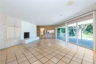 16237 Meadowridge Rd, Encino, CA 91436 - Photo 14