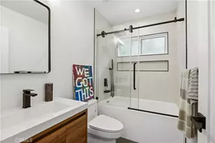 22637 Erwin St, Woodland Hills, CA 91367 - Photo 28
