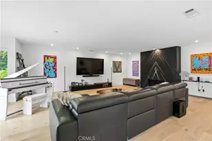 22637 Erwin St, Woodland Hills, CA 91367 - Photo 6