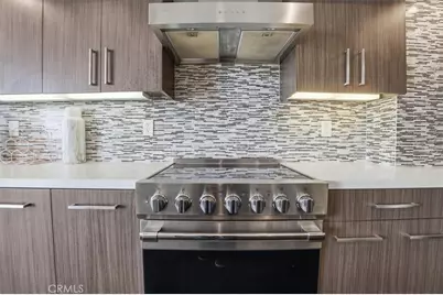 818 N Doheny Drive #908, West Hollywood, CA 90069 - Photo 38