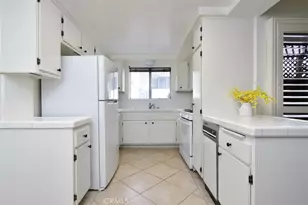 12951 Riverside Dr, Sherman Oaks, CA 91423 - Photo 22