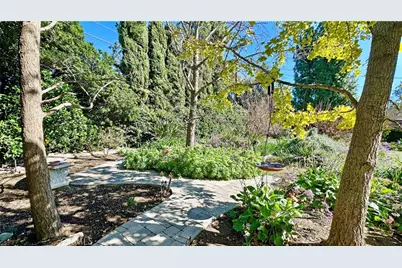 17745 Romar Street, Northridge, CA 91325 - Photo 28