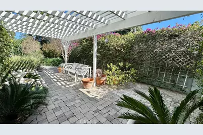 17745 Romar Street, Northridge, CA 91325 - Photo 20