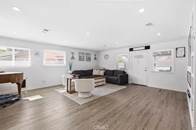 2235 Clover, Simi Valley, CA 93065 - Photo 8