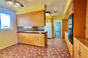 17439 Donmetz St, Granada Hills, CA 91344 - Photo 10