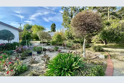 17439 Donmetz Street, Granada Hills, CA 91344 - Photo 36
