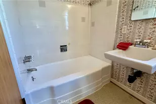 17439 Donmetz St, Granada Hills, CA 91344 - Photo 20