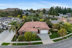 889 Lindamere Ct, Simi Valley, CA 93065 - Photo 1