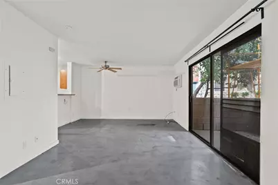 20234 Cantara #125, Winnetka, CA 91306 - Photo 14