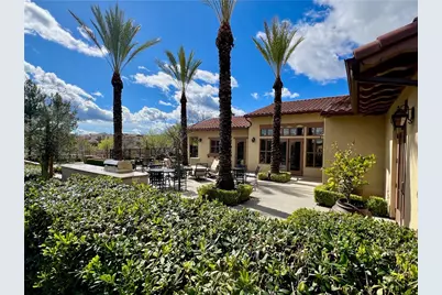 28649 Jardineras Drive, Valencia, CA 91354 - Photo 38