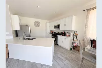 45502 Stanridge Avenue, Lancaster, CA 93535 - Photo 10