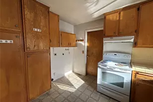 43729 Lakeview Rd, Lake Hughes, CA 93532 - Photo 8