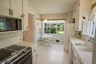 1083 E Fairmount, Burbank, CA 91501 - Photo 8