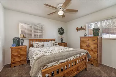 568 Wren, Big Bear Lake, CA 92315 - Photo 12