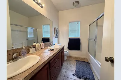 600 Vancluse Bay Drive, Bakersfield, CA 93307 - Photo 12