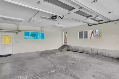 10234 Clover Drive, Oak Hills, CA 92344 - Photo 30