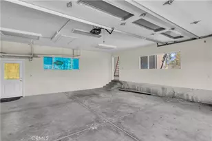 10234 Clover Dr, Oak Hills, CA 92344 - Photo 30