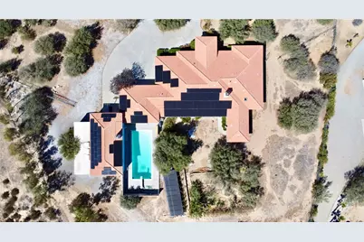 10234 Clover Drive, Oak Hills, CA 92344 - Photo 2