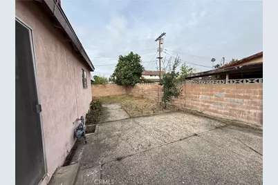 7633 Ampere, North Hollywood, CA 91605 - Photo 10