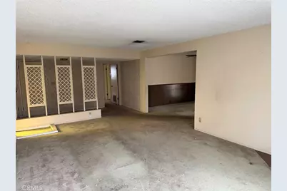 7633 Ampere, North Hollywood, CA 91605 - Photo 16