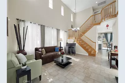 28541 Old Spanish, Saugus, CA 91390 - Photo 2