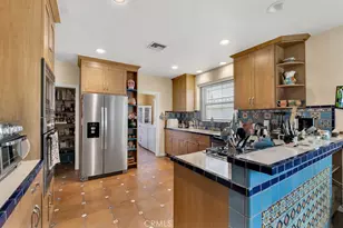 14024 Califa, Los Angeles, CA 91401 - Photo 6