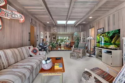 14024 Califa, Los Angeles, CA 91401 - Photo 12