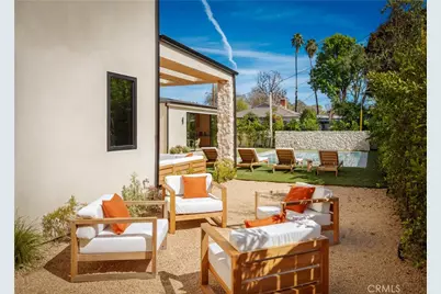 4956 Gentry Avenue, Valley Village, CA 91607 - Photo 26