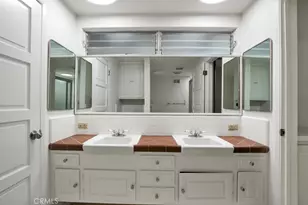 4809 Queen Victoria Rd, Woodland Hills, CA 91364 - Photo 24