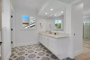 5952 Woodland View Dr, Woodland Hills, CA 91367 - Photo 24