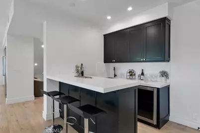 5952 Woodland View Drive, Woodland Hills, CA 91367 - Photo 30