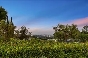 16244 Dorilee Ln, Encino, CA 91436 - Photo 54