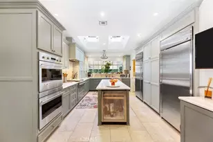 16244 Dorilee Ln, Encino, CA 91436 - Photo 10