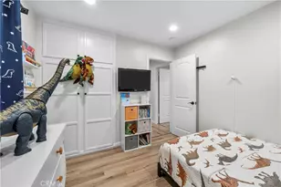 11228 Blythe, Los Angeles, CA 91352 - Photo 18