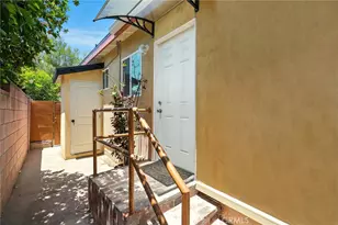 9221 Swinton Ave, North Hills, CA 91343 - Photo 12