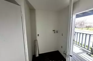 102 Northrup, Bakersfield, CA 93307 - Photo 30