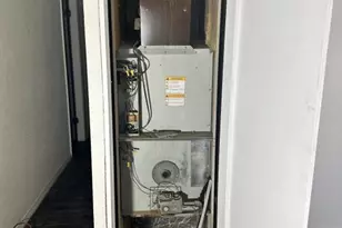 102 Northrup, Bakersfield, CA 93307 - Photo 28