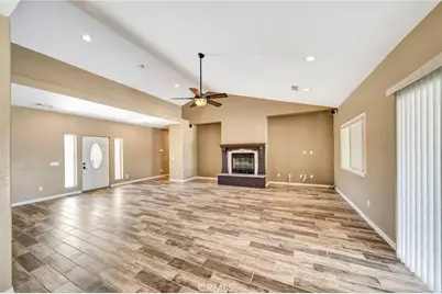 7315 W Avenue A8, Lancaster, CA 93536 - Photo 8