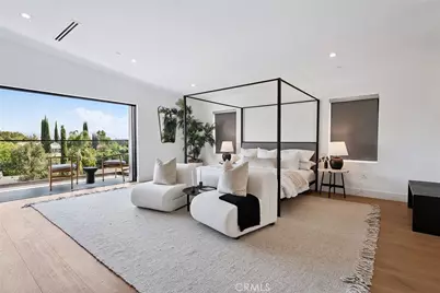 22268 Avenue San Luis, Woodland Hills, CA 91364 - Photo 24