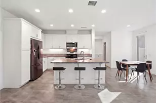 28645 Jardineras, Valencia, CA 91354 - Photo 4
