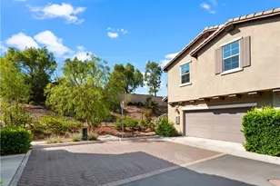 28645 Jardineras, Valencia, CA 91354 - Photo 40