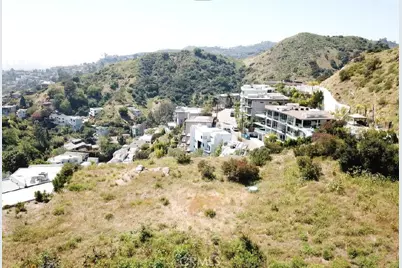 6363 Weidlake Drive, Los Angeles, CA 90068 - Photo 14